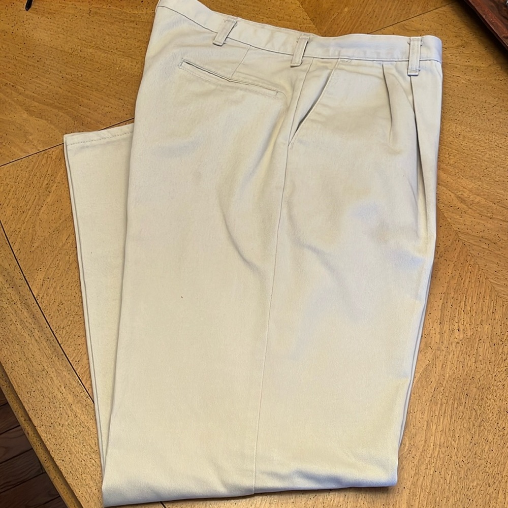 Men’s Khakis